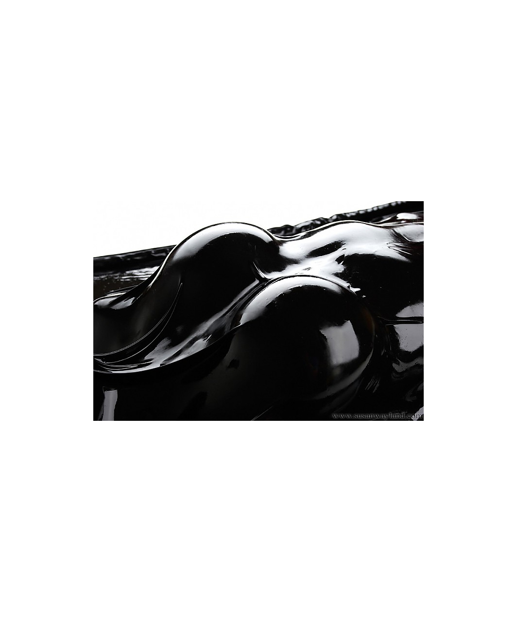 Latexa Latex Vacuum Bed (black or transparent)