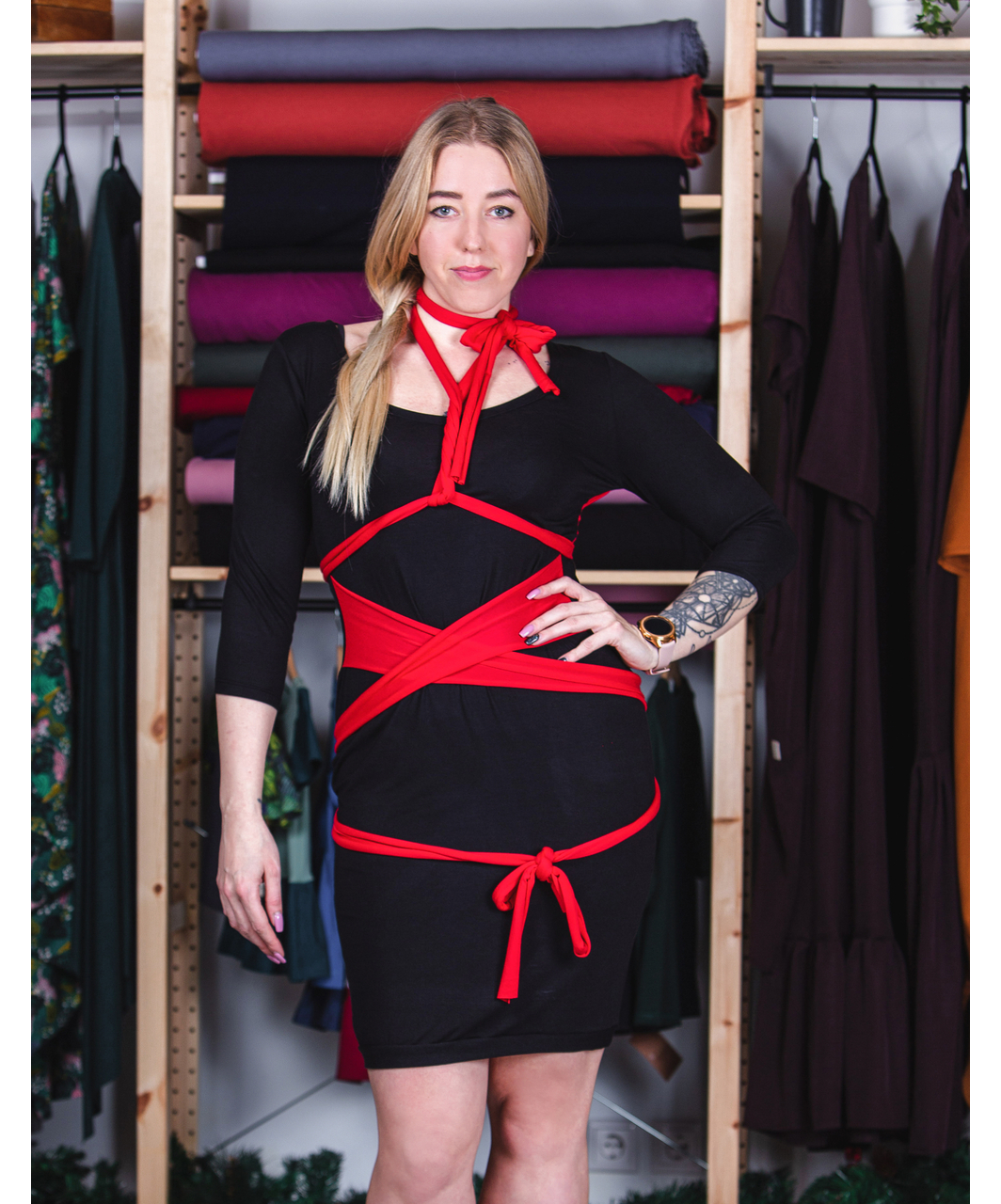 MAKE black tencel dress with sewn-in red sashes