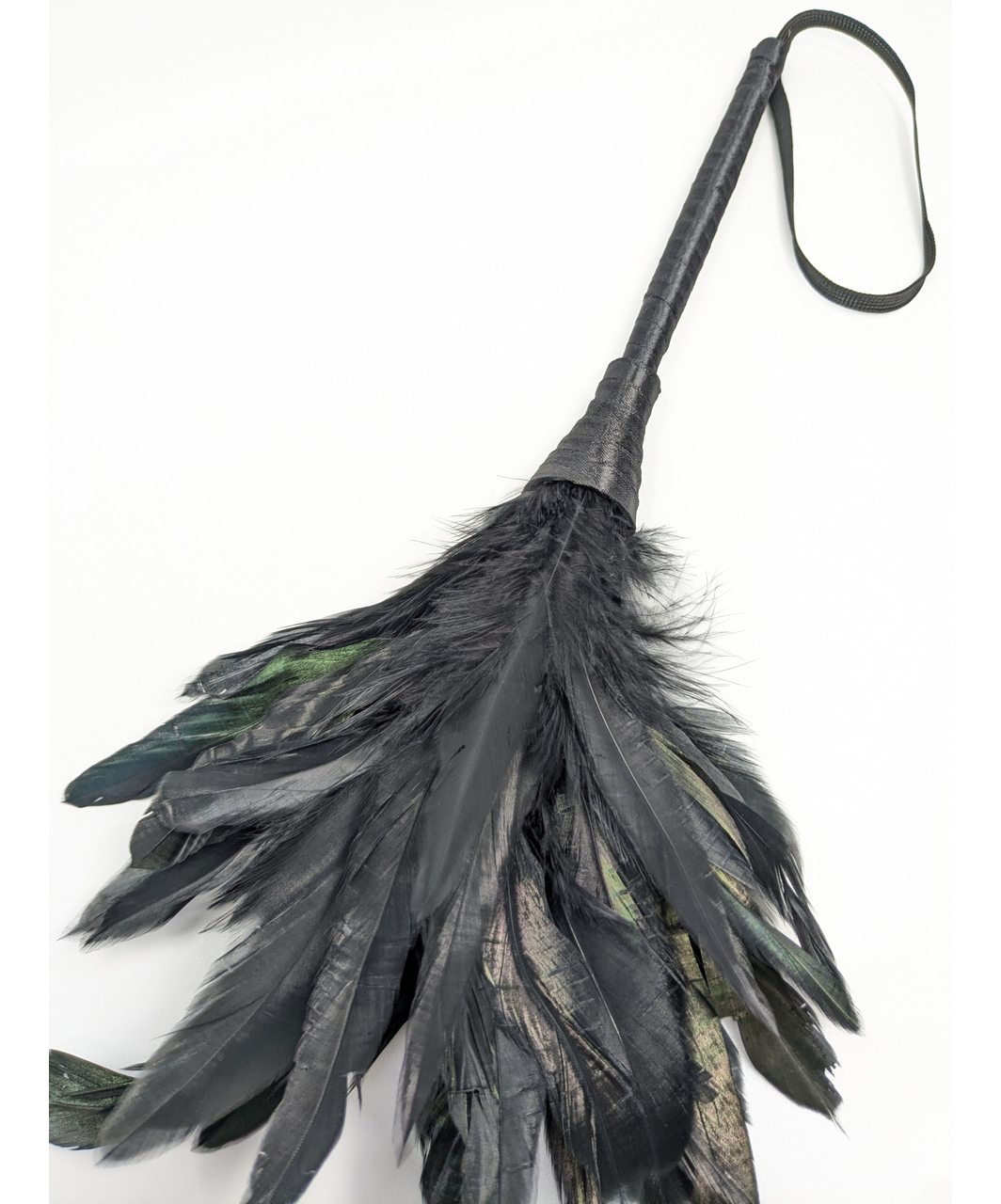 Darkness miotełka z piór do pieszczot