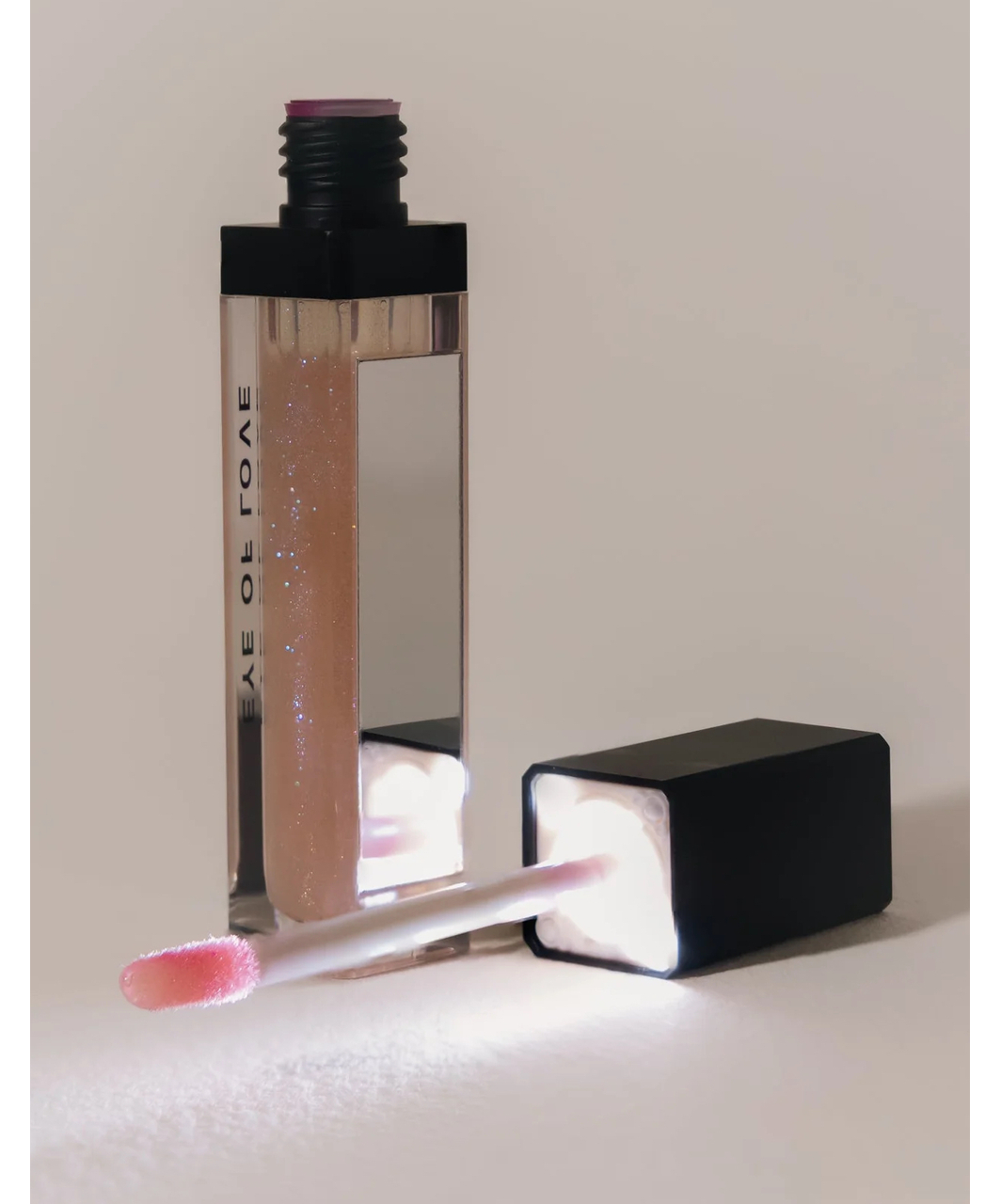 Eye Of Love Matchmaker Pink Pulse lūpu spīdums ar feromoniem