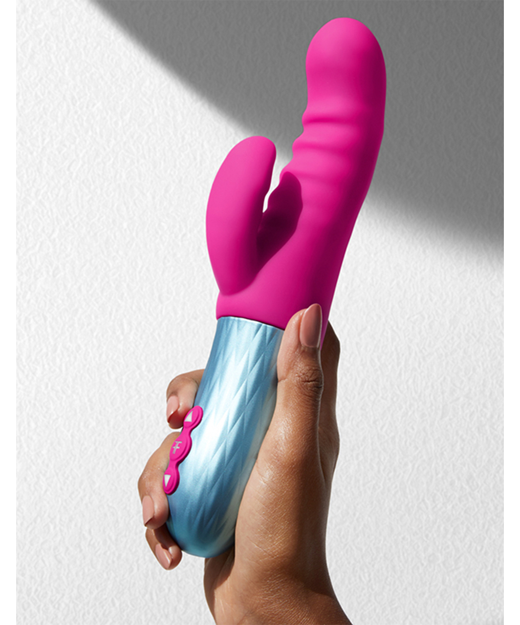 FemmeFunn Essenza thrusting rabbit vibrator