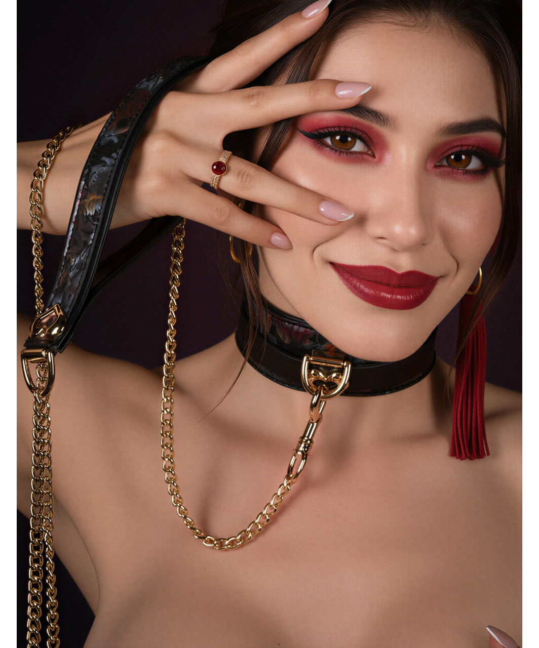 Geisha kunstnahast kaelarihm ja ketti ohelik