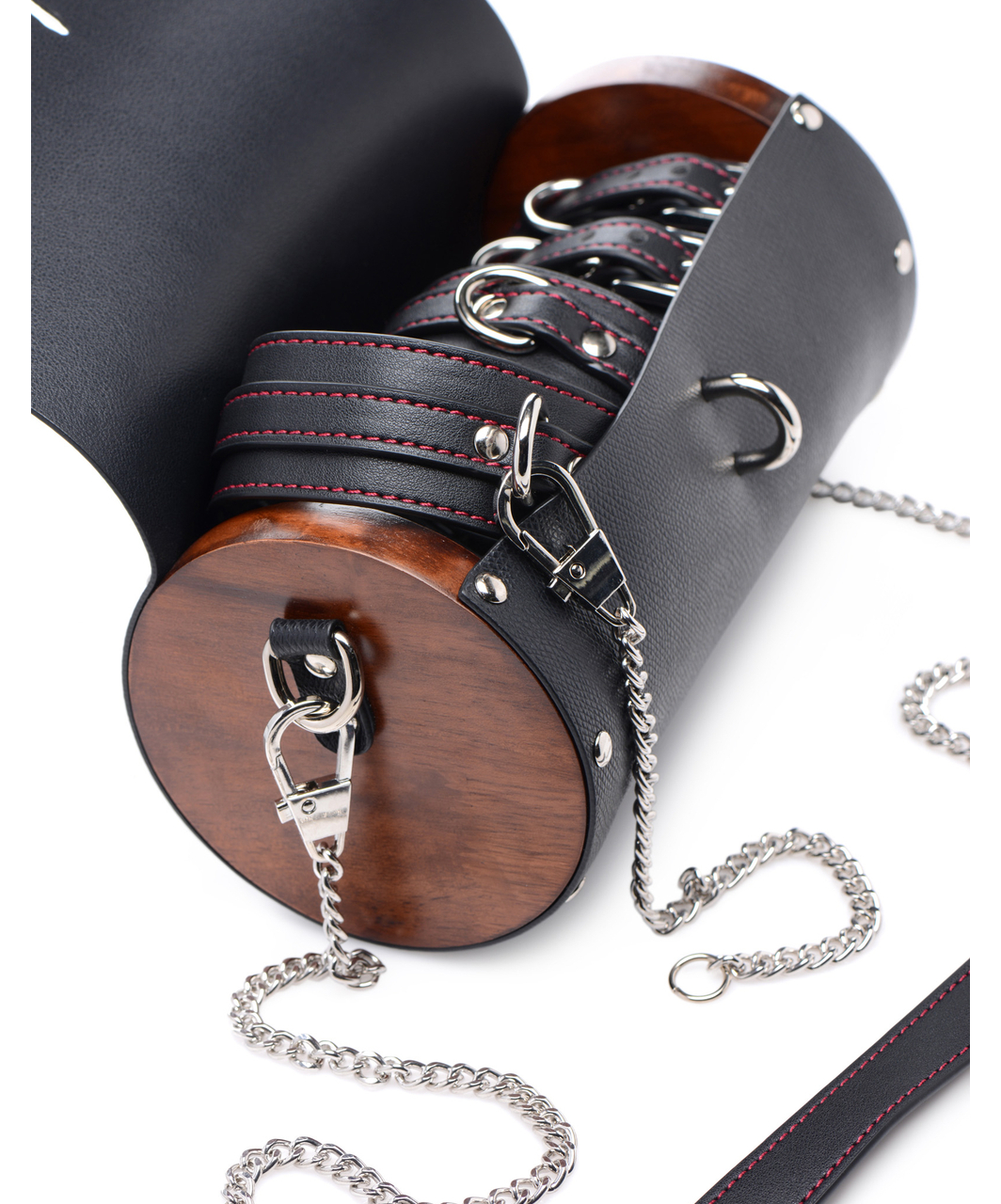 Master Series "Kinky Clutch Leatherette Bondage" rinkinys su dėklu