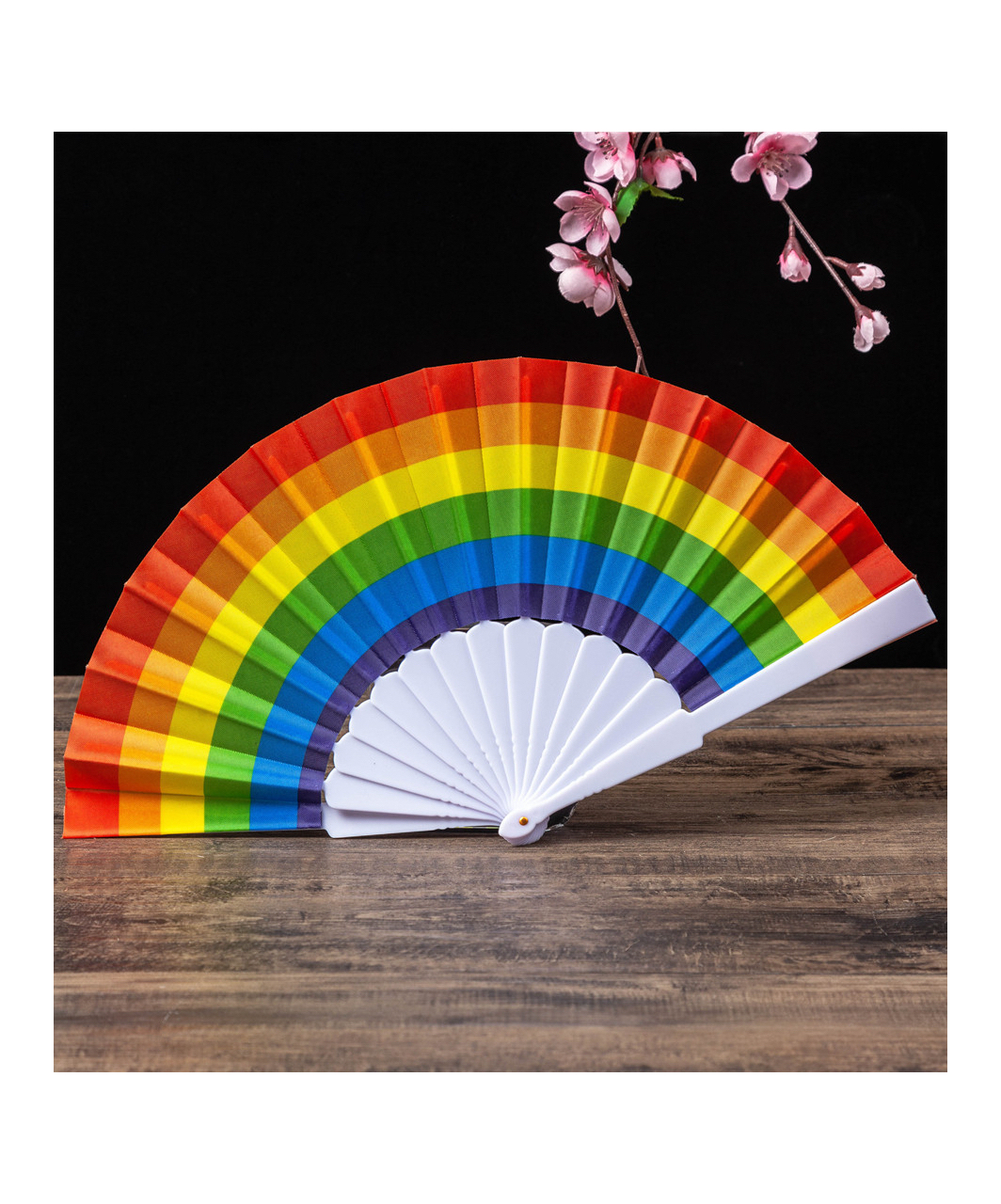 Rainbow Pride lehvik