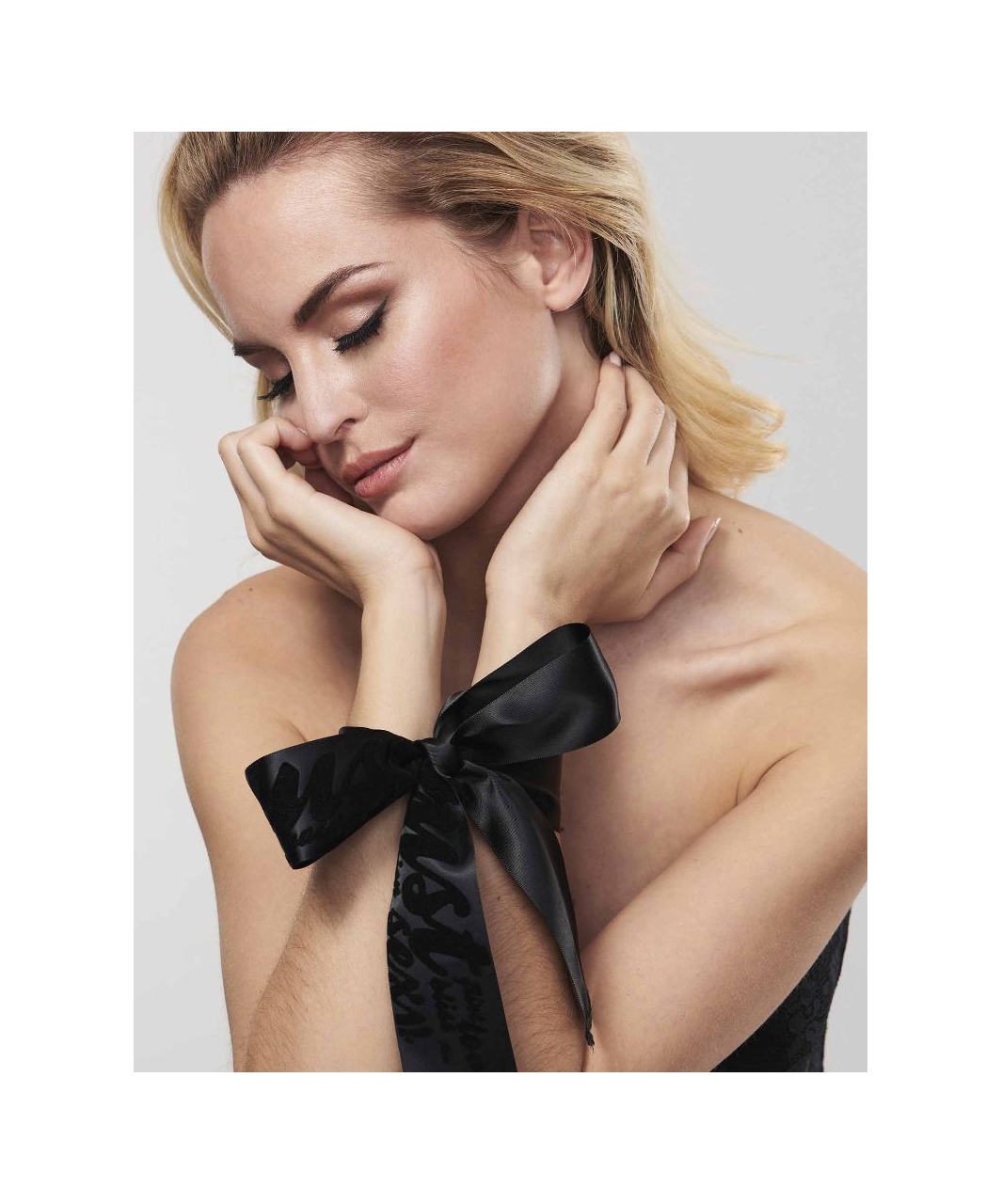 Bijoux Indiscrets Silky Sensual black satin wrist ties