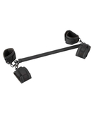 Fetish Collection spreader bar & cuff set